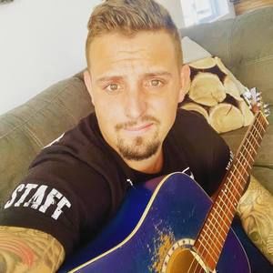 Meet your Posher, Marc-etienne